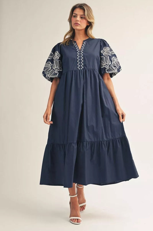 PREORDER-Navy Embroidered Puff Sleeve Midi Dress