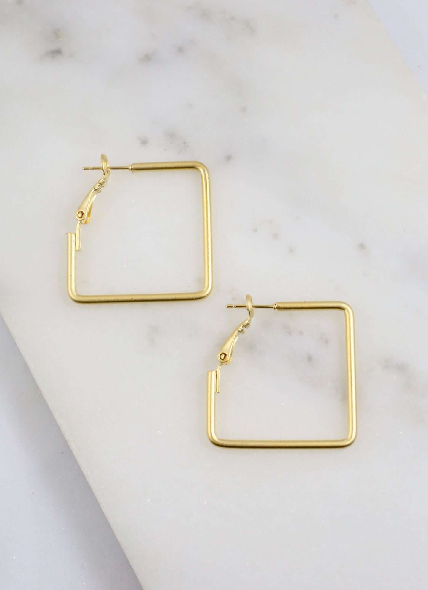 Square hoops