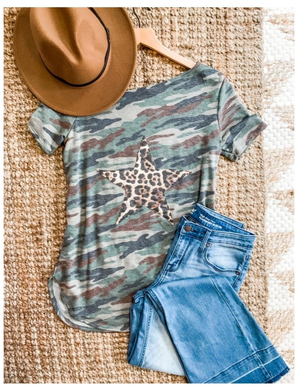 Camouflage/star shirt